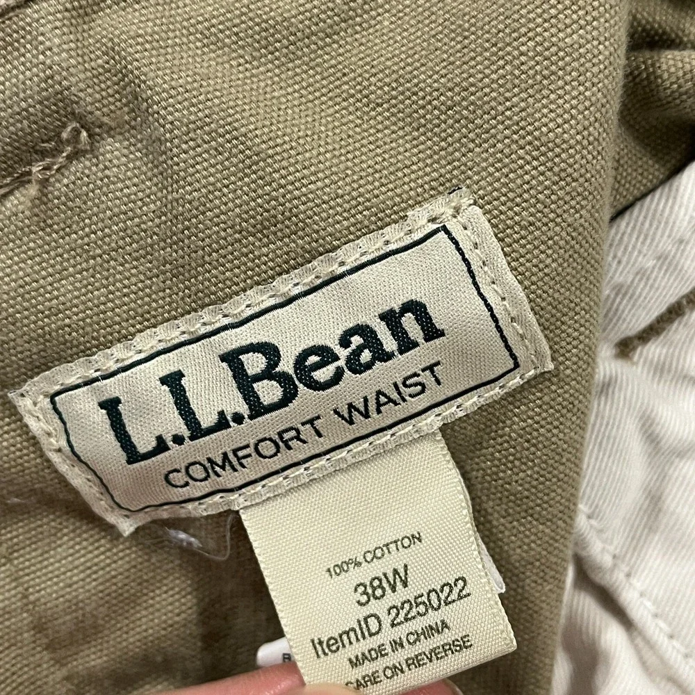 LL Bean Mens Cargo Comfort Waist Shorts 36* Khaki Outdoor 225022 Utility Y2K‎